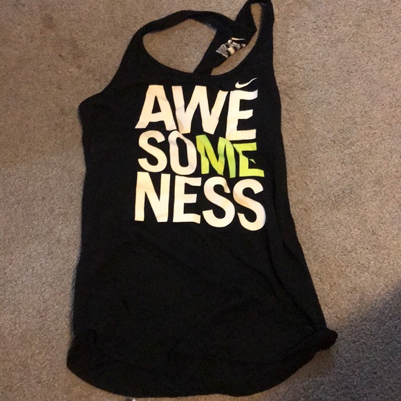 Nike Tanktop bundle - Picture 4 of 4